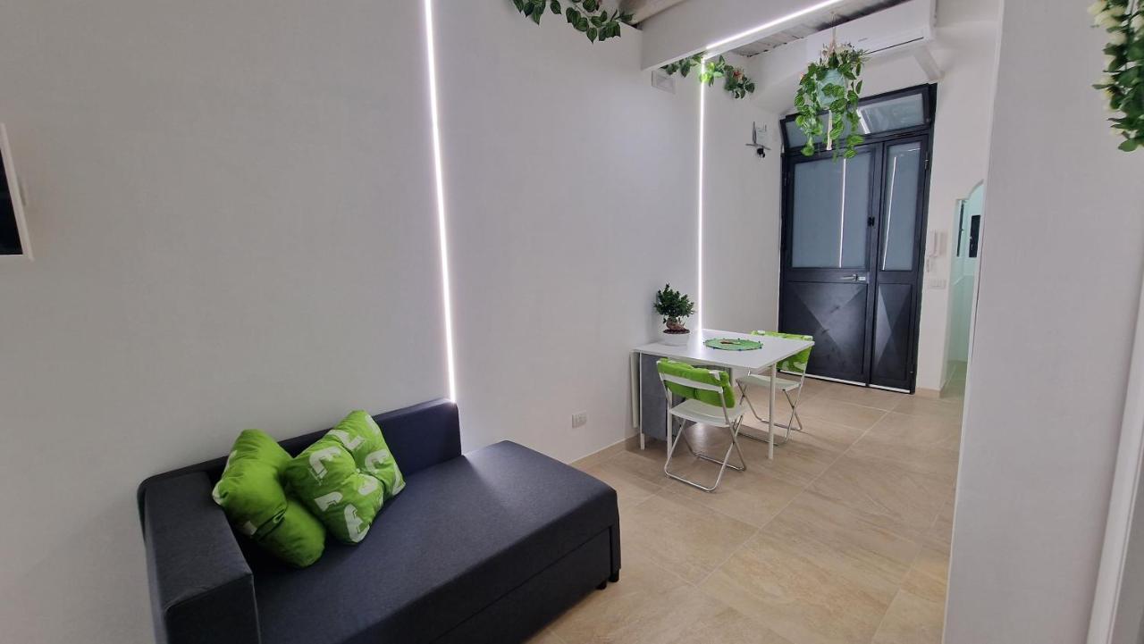 Stella Bianca Apartment เนเปิลส์ ภายนอก รูปภาพ
