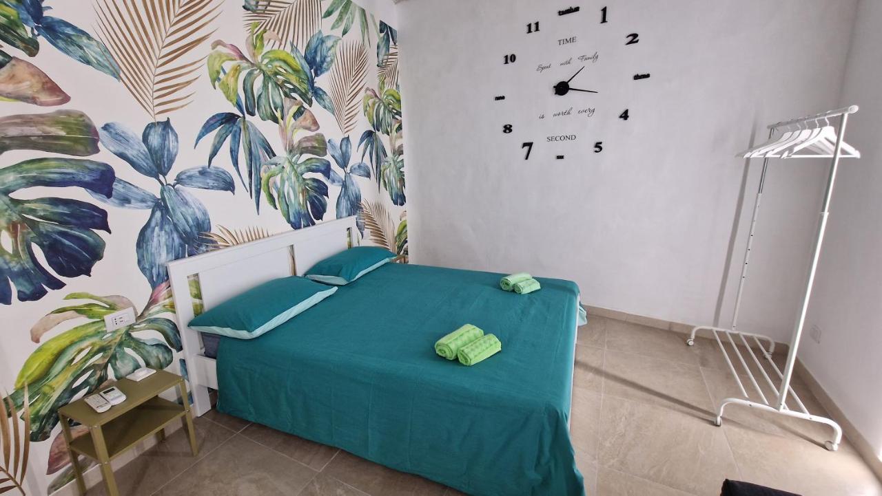 Stella Bianca Apartment เนเปิลส์ ภายนอก รูปภาพ